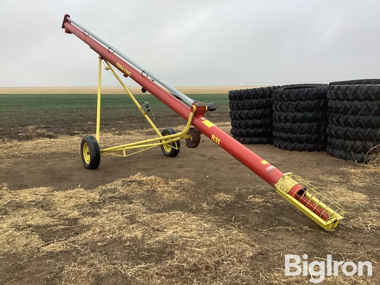 buhler-farm-king-831-image-3