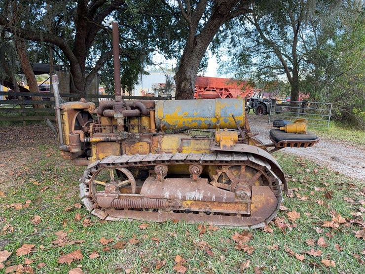 caterpillar-thirty-image-2