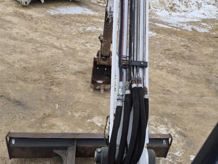 2015-bobcat-e42-image-16