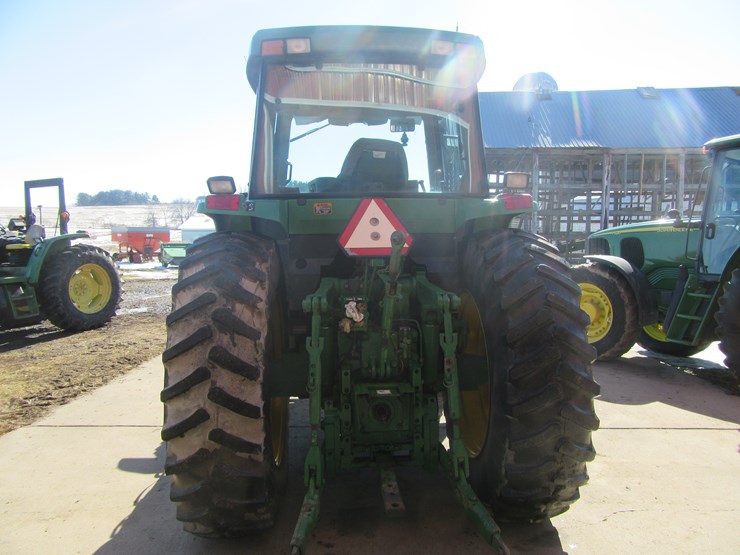john-deere-7200-image-2