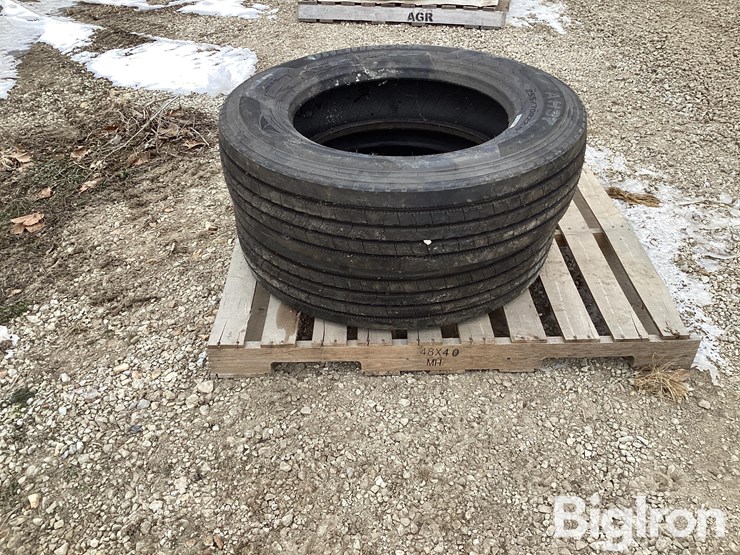 hankook-255/70r22.5-tires-image-4