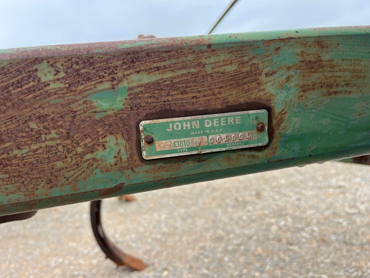 john-deere-1610-image-12