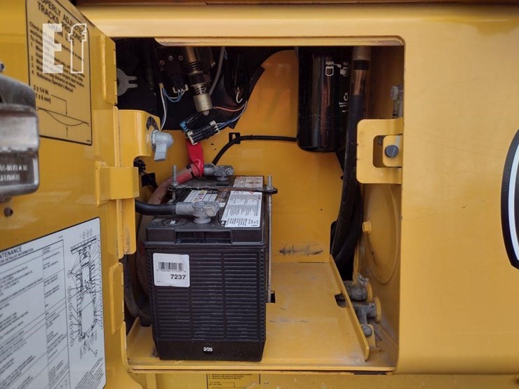 2016-deere-450j-lgp-image-43