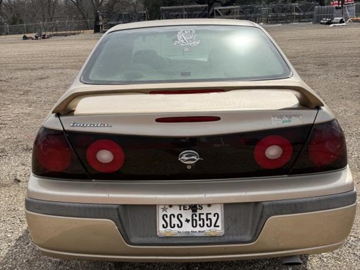 #74-•-2004-chevrolet-impala-image-10