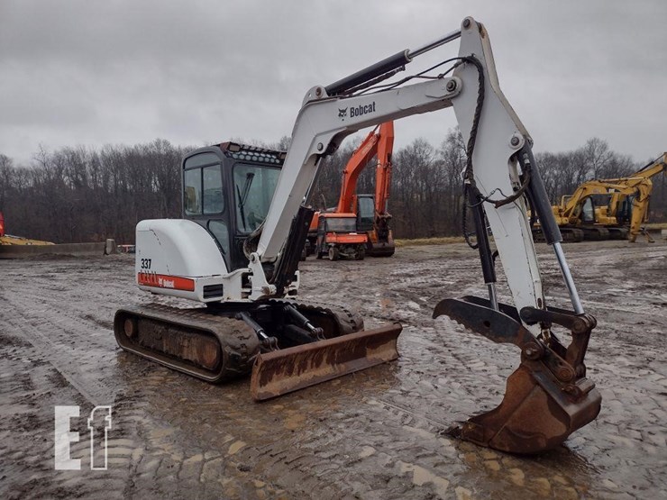 2008-bobcat-337g-image-47