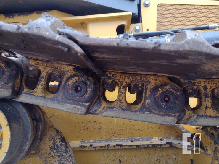 2013-deere-650k-xlt-image-38