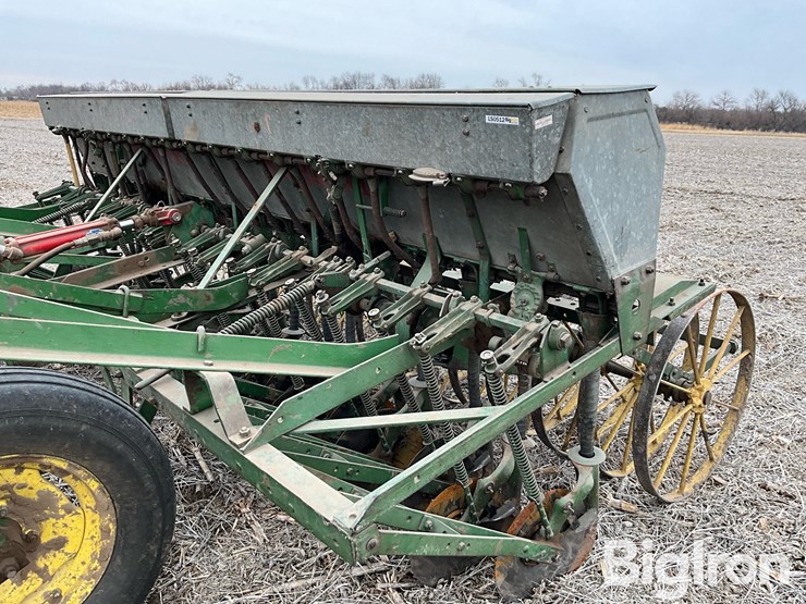 john-deere-10-image-9