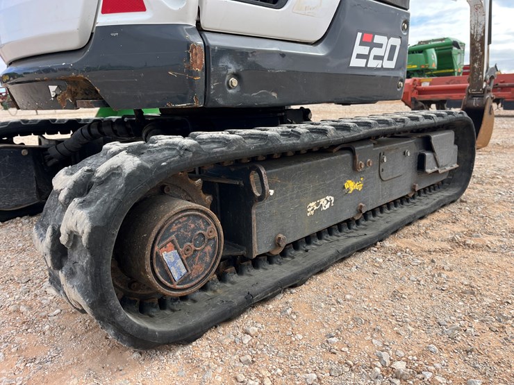 2023-bobcat-e20-image-8