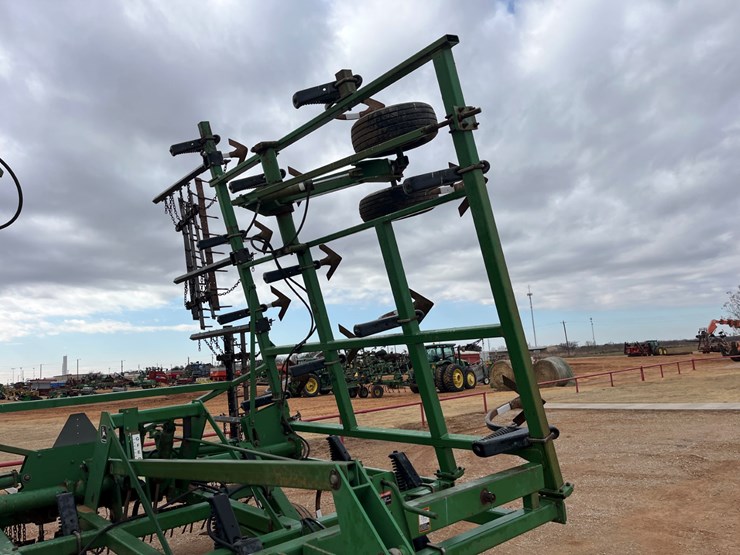 2000-john-deere-680-image-4