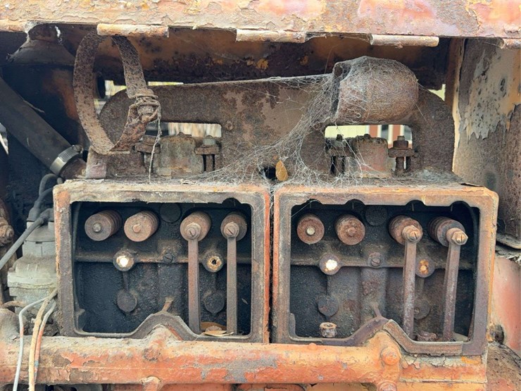 minneapolis-moline-ztu-image-21