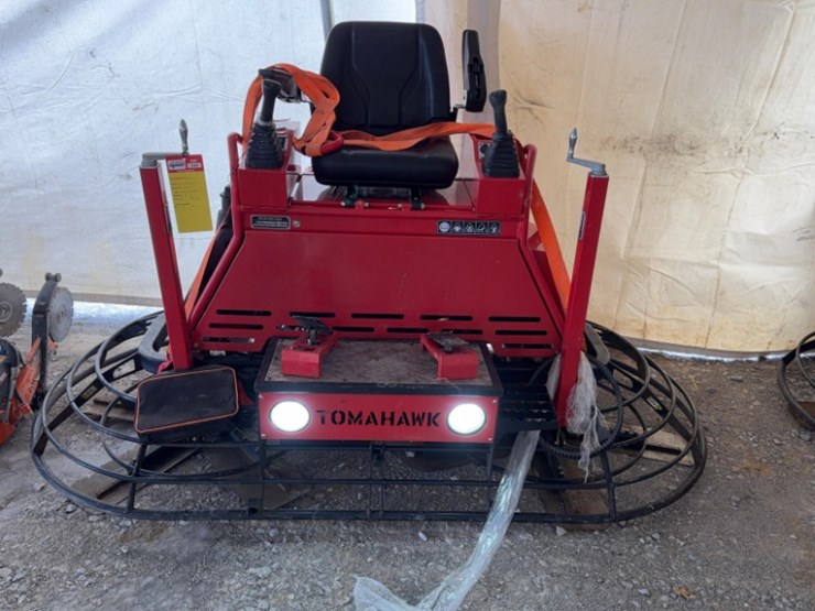 2024-tomahawk-ktrt46v-s.n#-trt46v1419-8'-ride-on-trowel-40hp-hours19.7-image-1