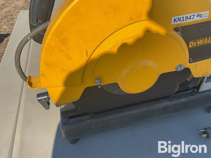 dewalt-cut-off-saw-image-13