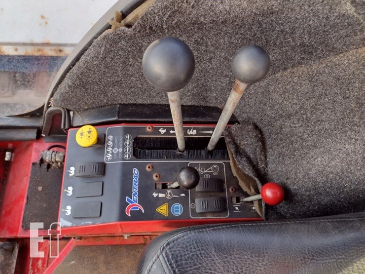 ventrac-3400l-lawn-mower-w/blade-&-broom-image-9