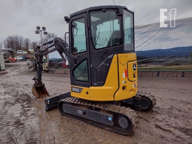 2023-deere-30g-image-50