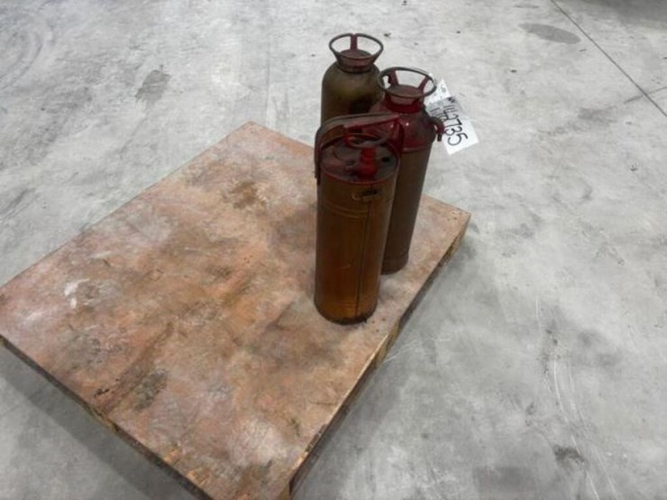 qty-of-(3)-antique-fire-extinguishers-image-2