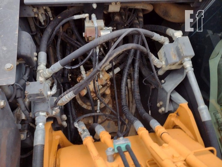 2017-case-cx210d-image-49