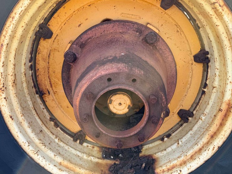 minneapolis-moline-g1000-image-31