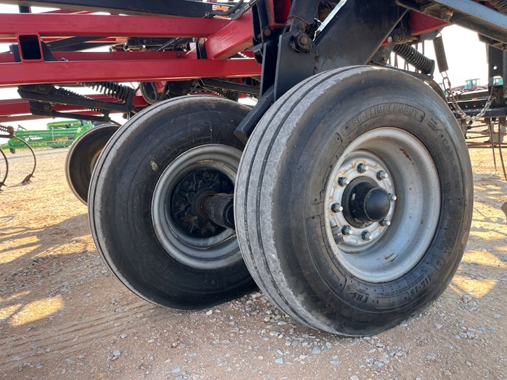 #t15435-•-2010-case-200-cultivator-image-19