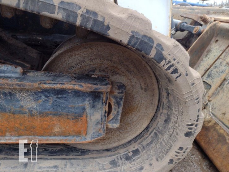 2017-bobcat-t595-image-34