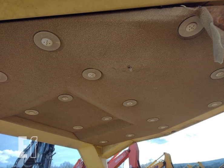 caterpillar-d6h-image-12