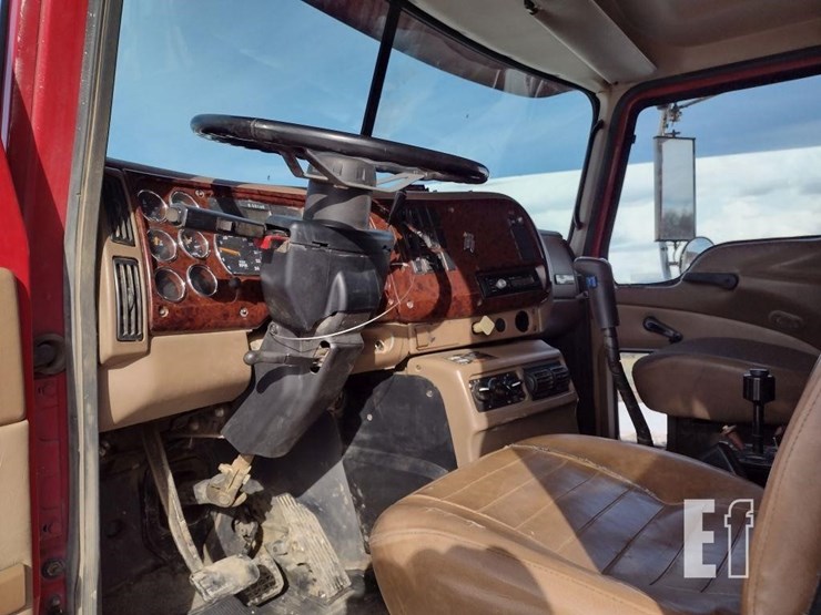 06-mack-cv713-granite-dump-truck^title^-image-15