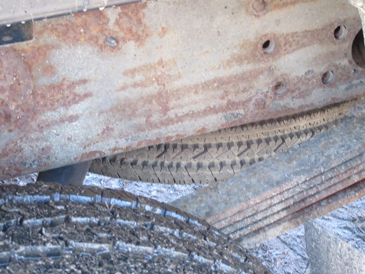 2004-chevrolet-2500-image-14