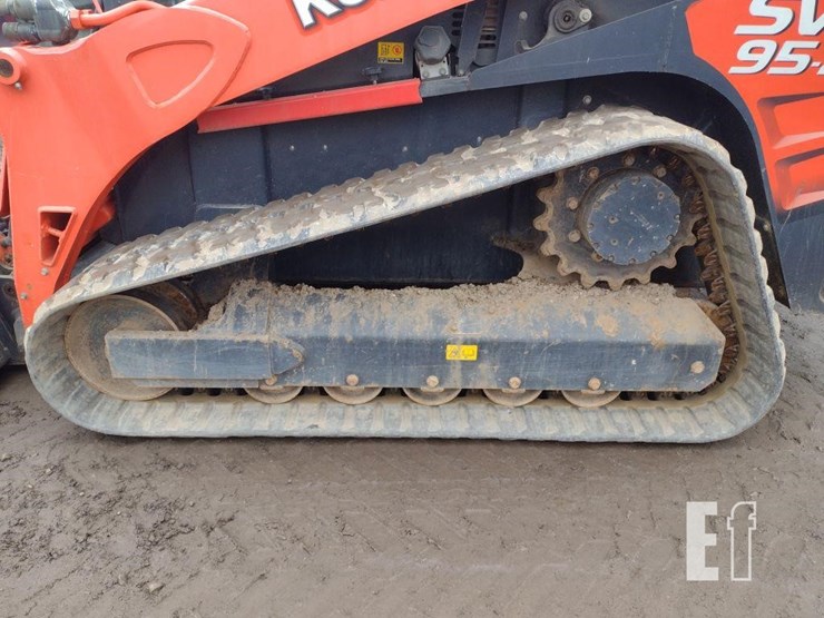 2017-kubota-svl95-2s-image-19