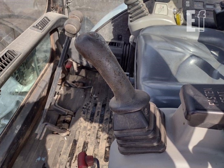 2008-bobcat-331g-image-10