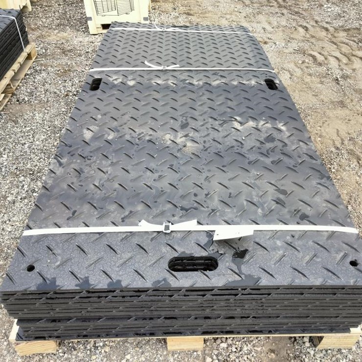 #71 • (15) Diamond Plated Ground Protection Mats 41"x8'