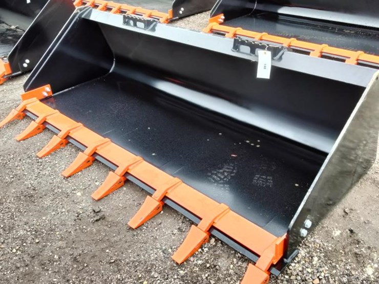 #148-•-skid-steer-bucket-w/-teeth---80"-image-1