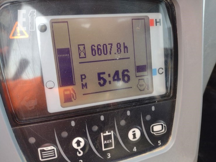 2017-kubota-kx040-4-image-6