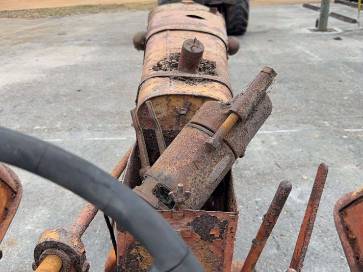 minneapolis-moline-ztu-image-6