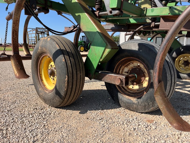 1997-john-deere-680-image-5