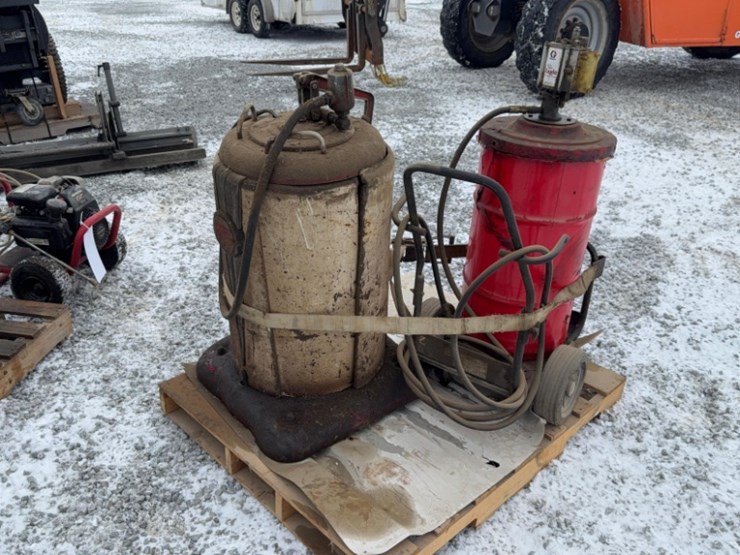 concrete-sealer-pump/-gadus-grease-pump-image-5