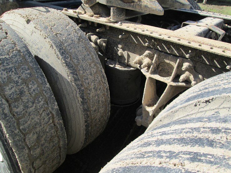 2012-international-prostar-image-5