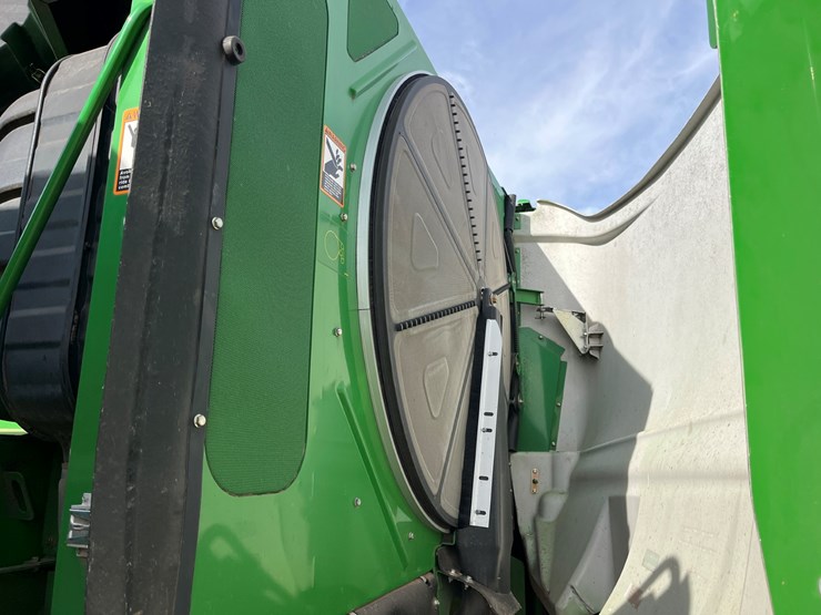 2013-john-deere-s670-image-50