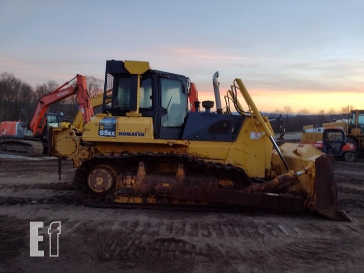 2004-komatsu-d65ex-15-image-3