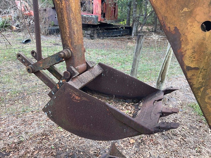 minneapolis-moline-diesel-backhoe-image-42