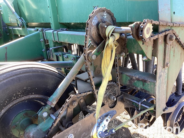 great-plains-3608860435-grain-box-drill-image-13