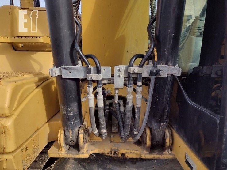 2010-caterpillar-312d-image-22