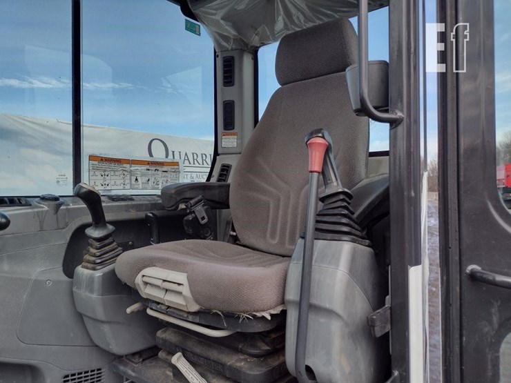 2014-bobcat-e85-image-15