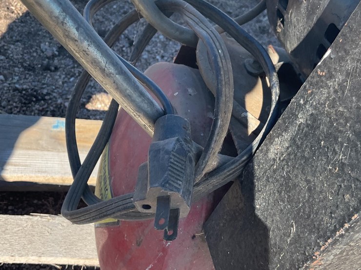 sanborn-34b50-10-air-compressor-image-17