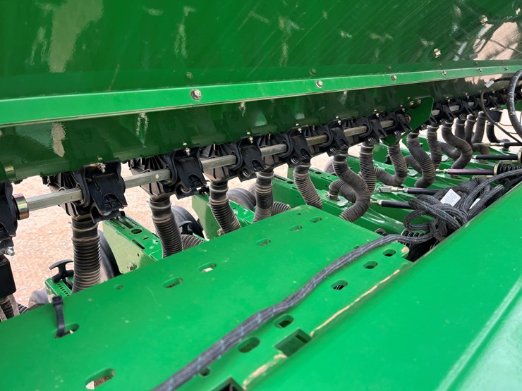 2021-great-plains-bd7600hd-30-image-13