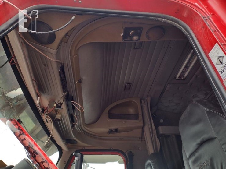 2000-international-9900-image-20