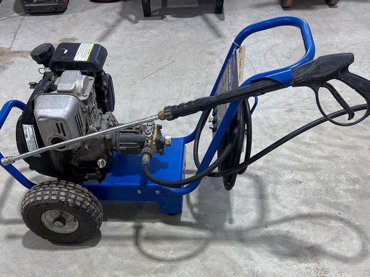 napa-power-pro-pressure-washer-image-1