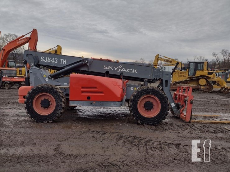 2018-skyjack-sj843th-image-3