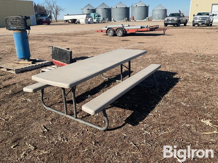 lifetime-picnic-table-image-5