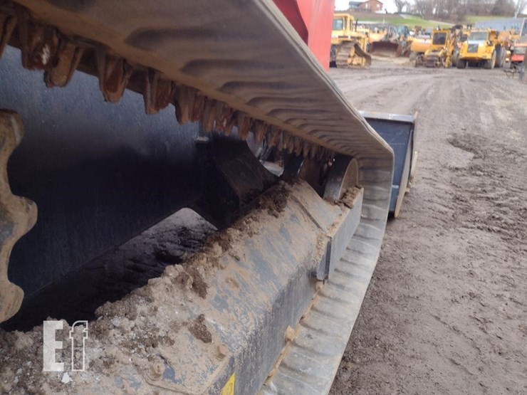 2017-kubota-svl95-2s-image-30