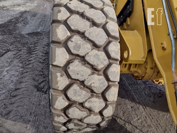 2006-caterpillar-930g-image-21