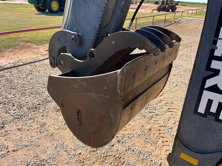 2012-deere-310sj-image-13